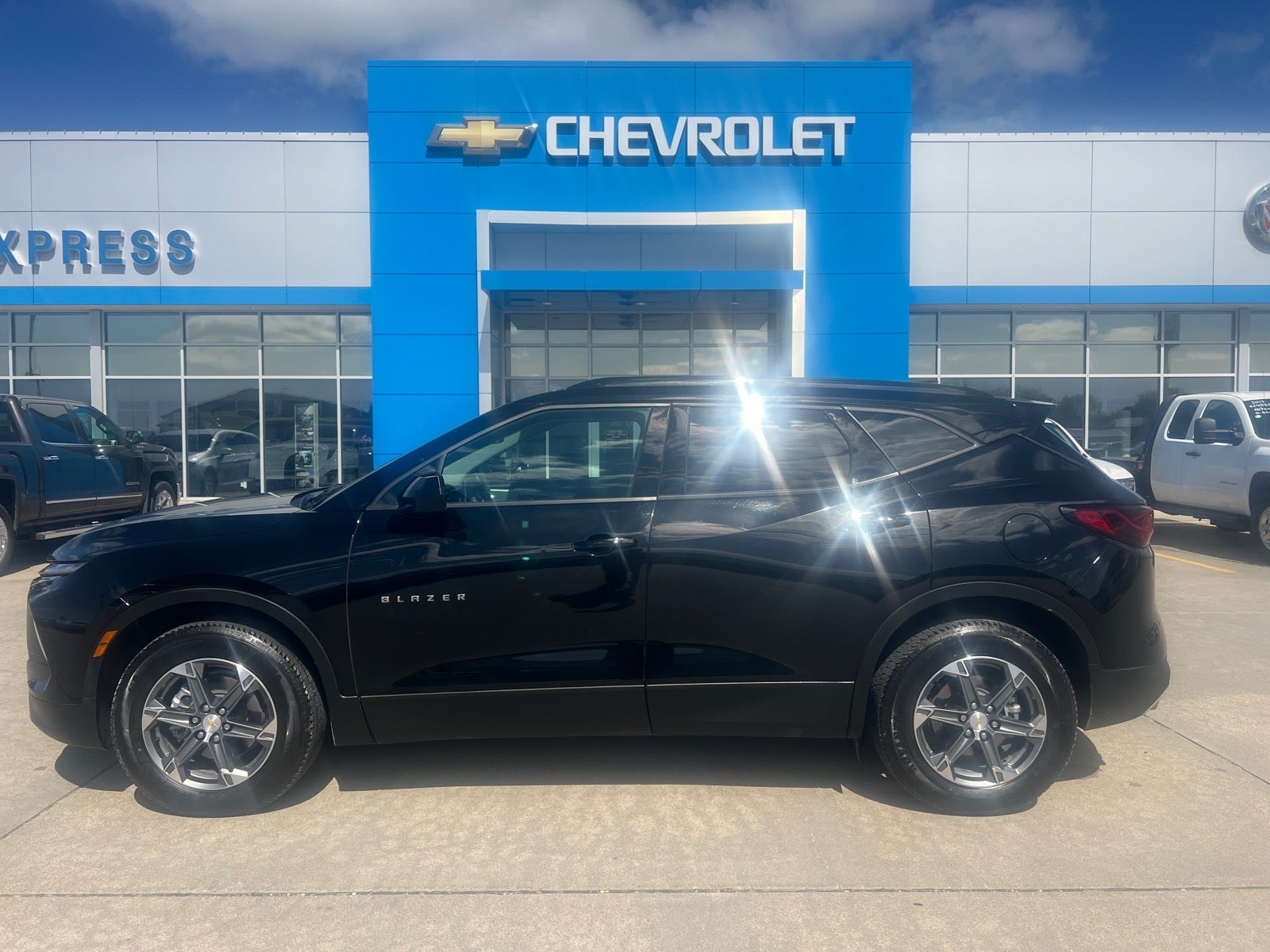 2025 Chevrolet Blazer 2LT in Black — front three-quarter view